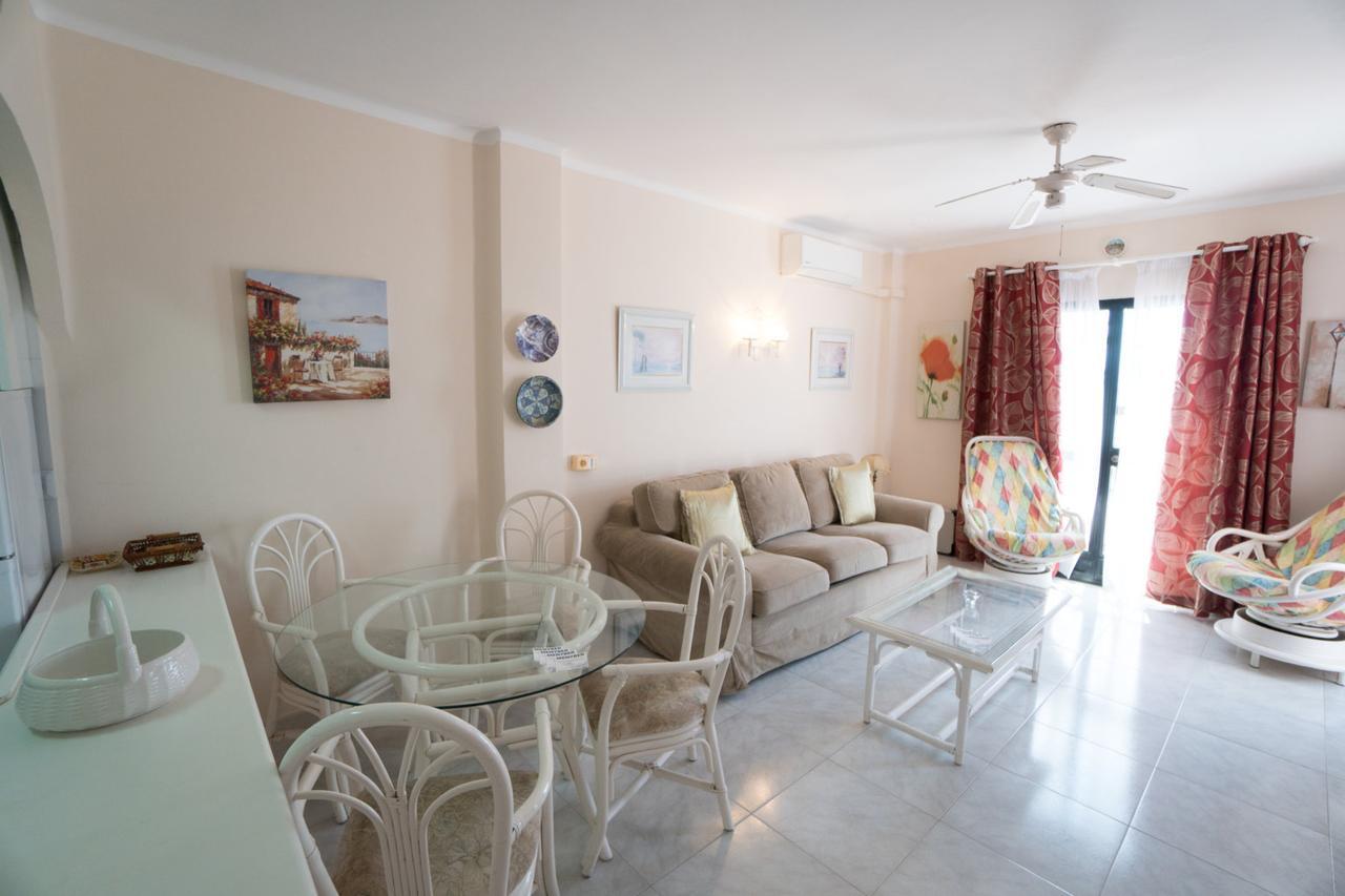 شقة Capistrano Playa 512 Menyber نيرخا المظهر الخارجي الصورة